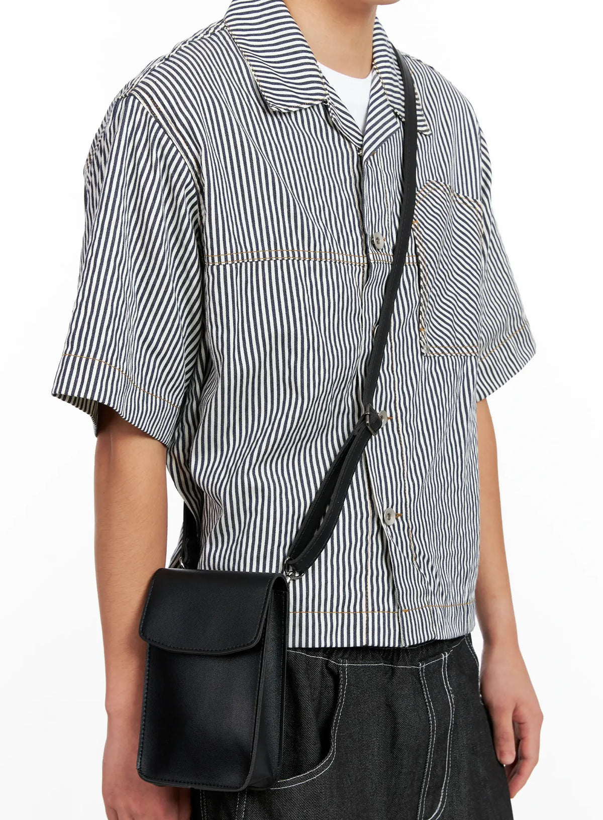 Theoeio | Minimalist Shoulder Bag