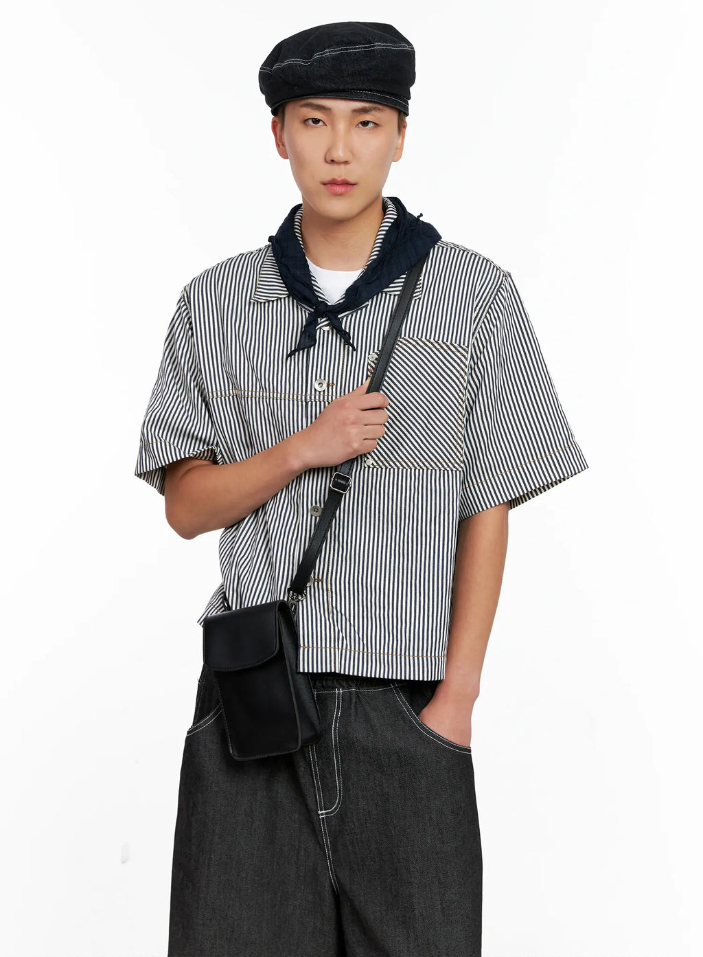 Theoeio | Minimalist Shoulder Bag