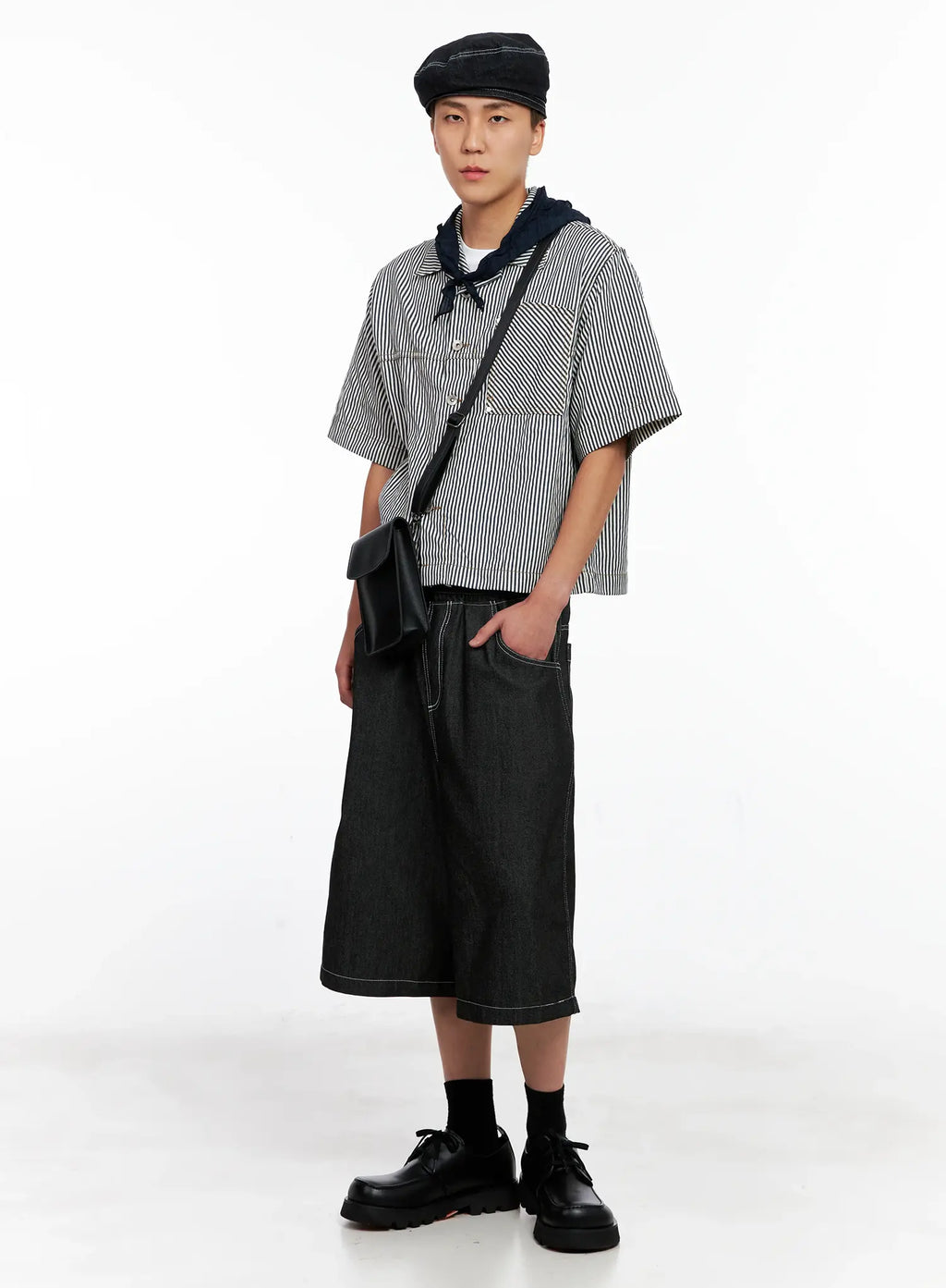 Theoeio | Minimalist Shoulder Bag