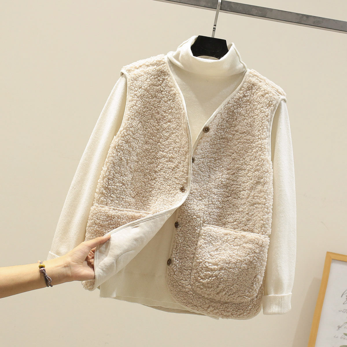 Women's Teddy Gilet | Warm & Timelessly Elegant