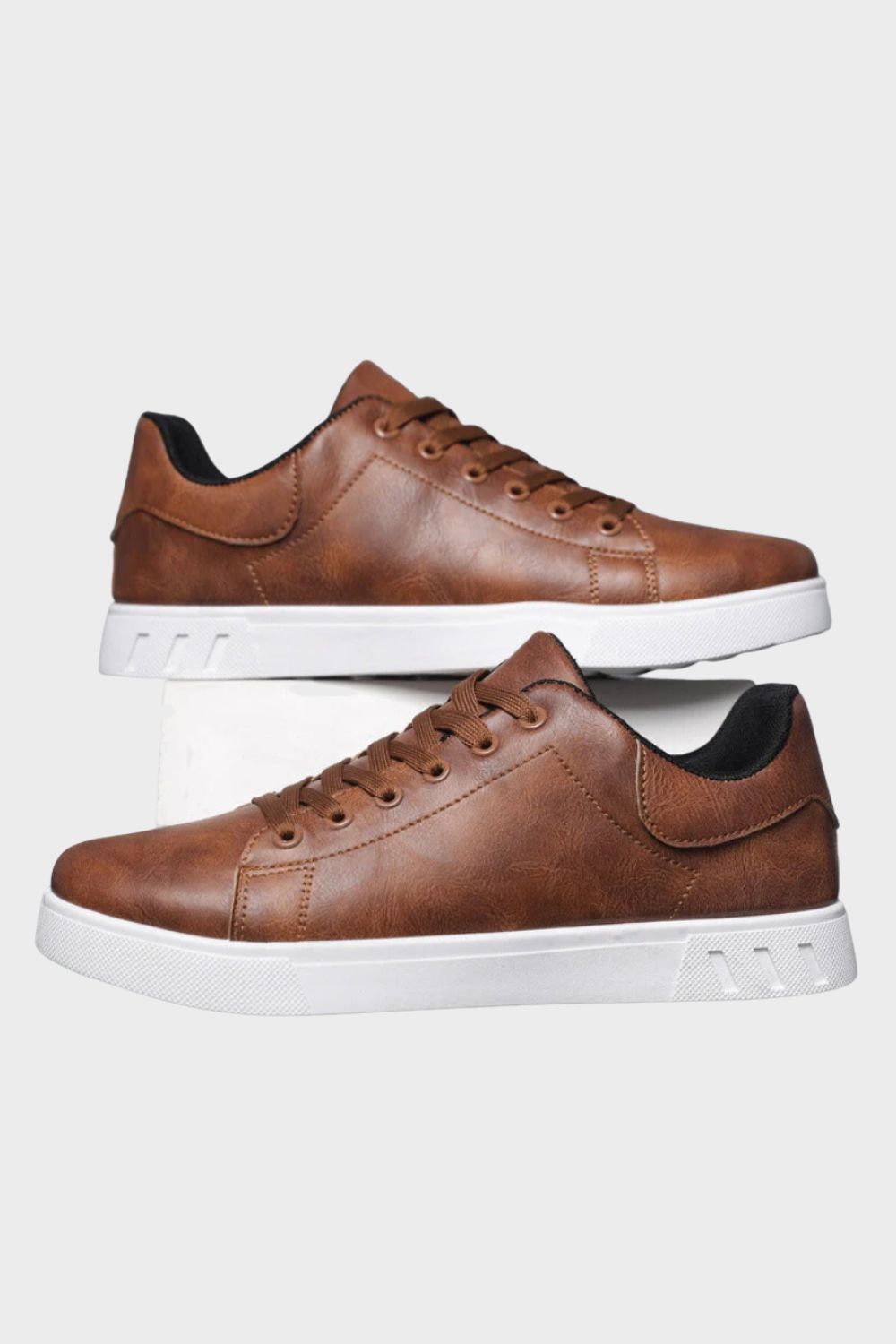 Men's Sneakers with Laces and White Sole