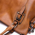 Elowen | Chic Edition Shoulder Bag